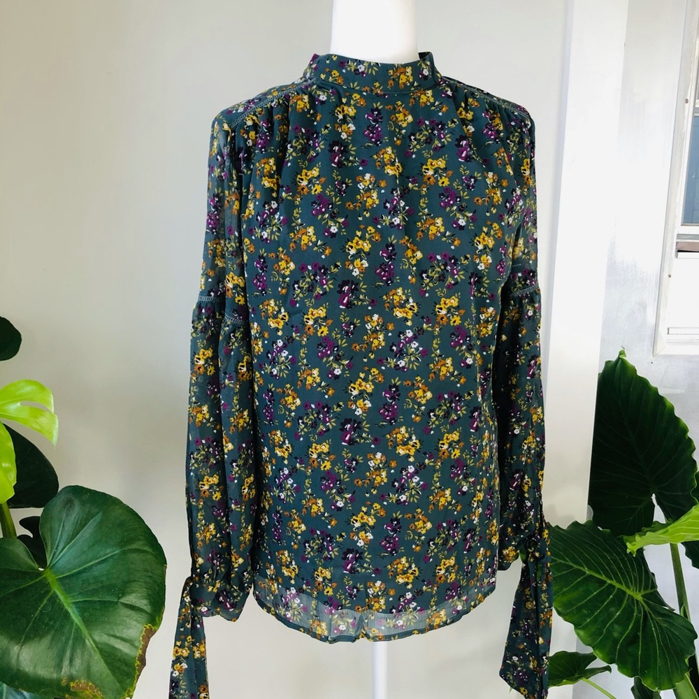 RR plus size green floral high neck tie blouse top